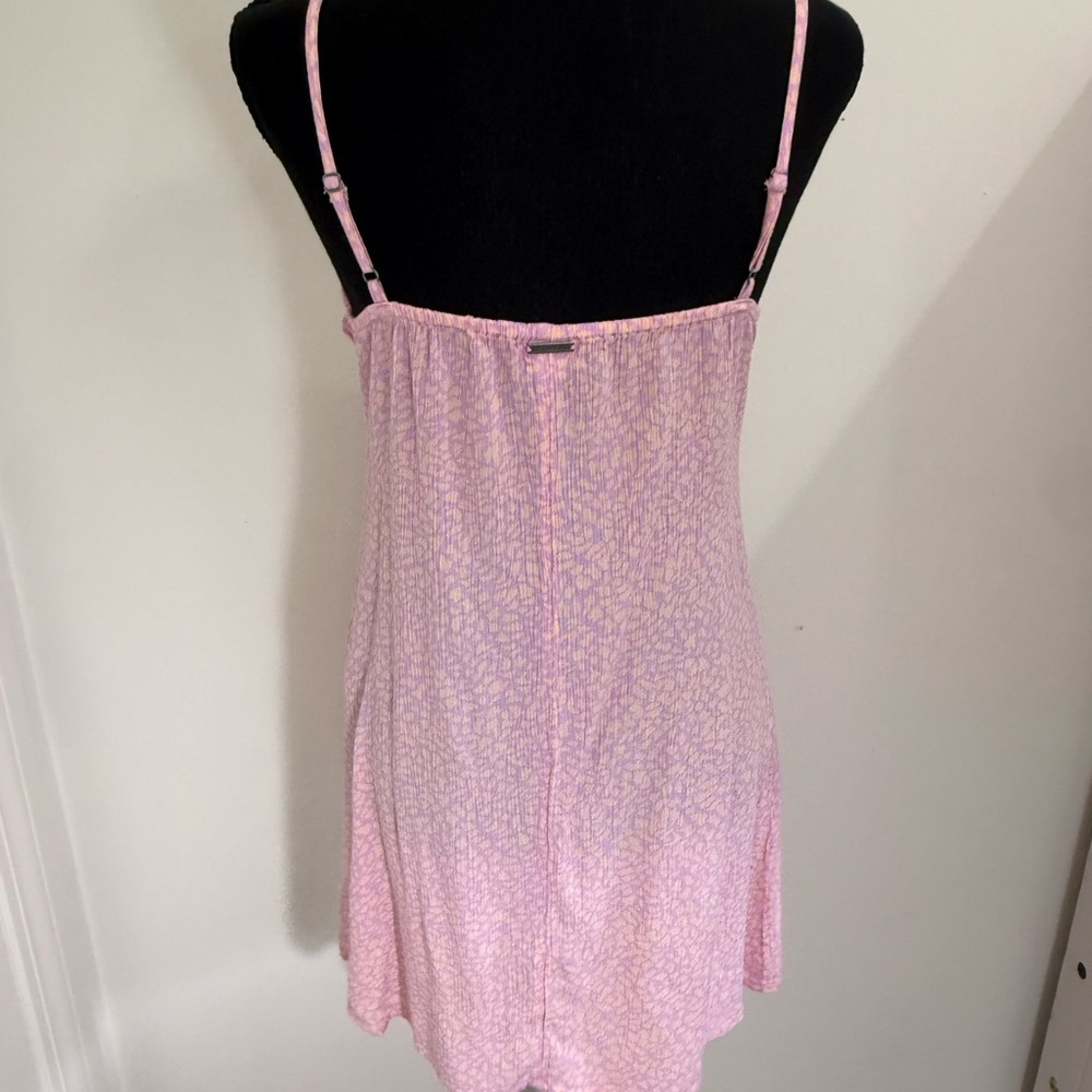 Billabong Pink Midi Dress Chic and Versatile - Picture 5 of 7